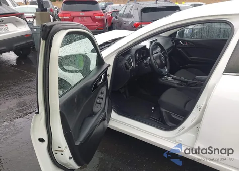 2015 Mazda Mazda3 I Touring z USA, uszkodzony, nr VIN 3MZBM1L70FM148390